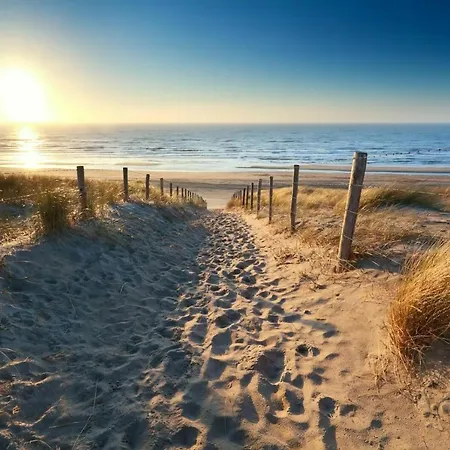 Vakantiewoning De Zwaluw Hébergement de vacances Ouddorp