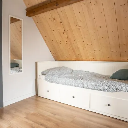 Vakantiewoning De Zwaluw Hébergement de vacances *